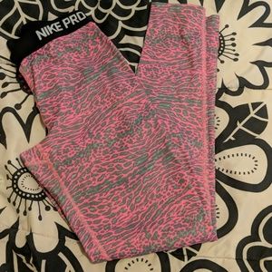 Nike pro leggings